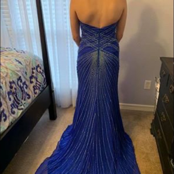 Beaded Blue Halter Top Prom Dress w Train - Picture 3 of 3